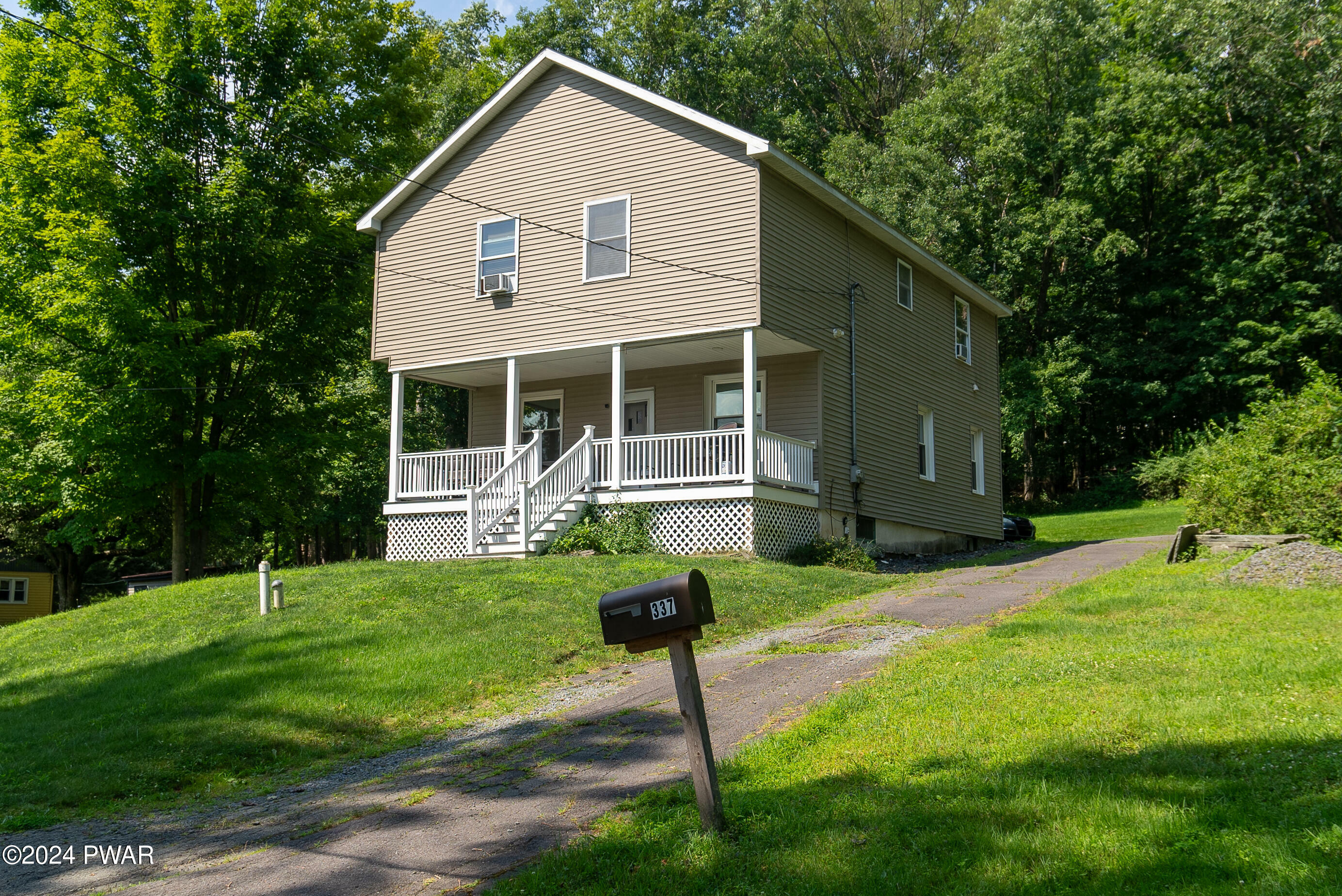 Property Photo:  337 Highland Street  PA 18428 