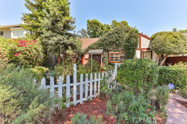 Photo de la propriété: 4928 Willowcrest Avenue CA 91601