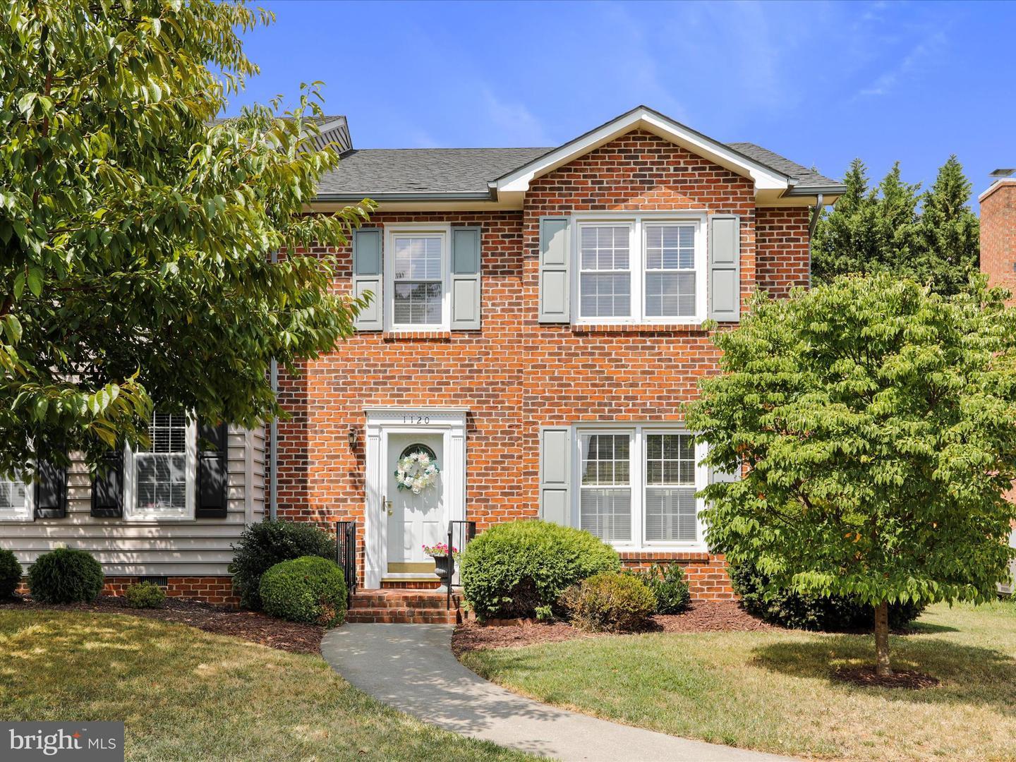 Property Photo: 1120 Orchard Hill Drive VA 22601
