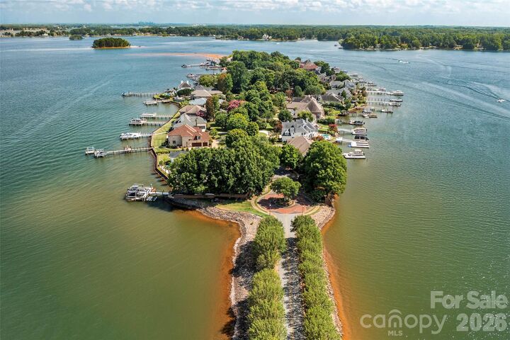Property Photo:  3446 Governors Island Drive  NC 28037 