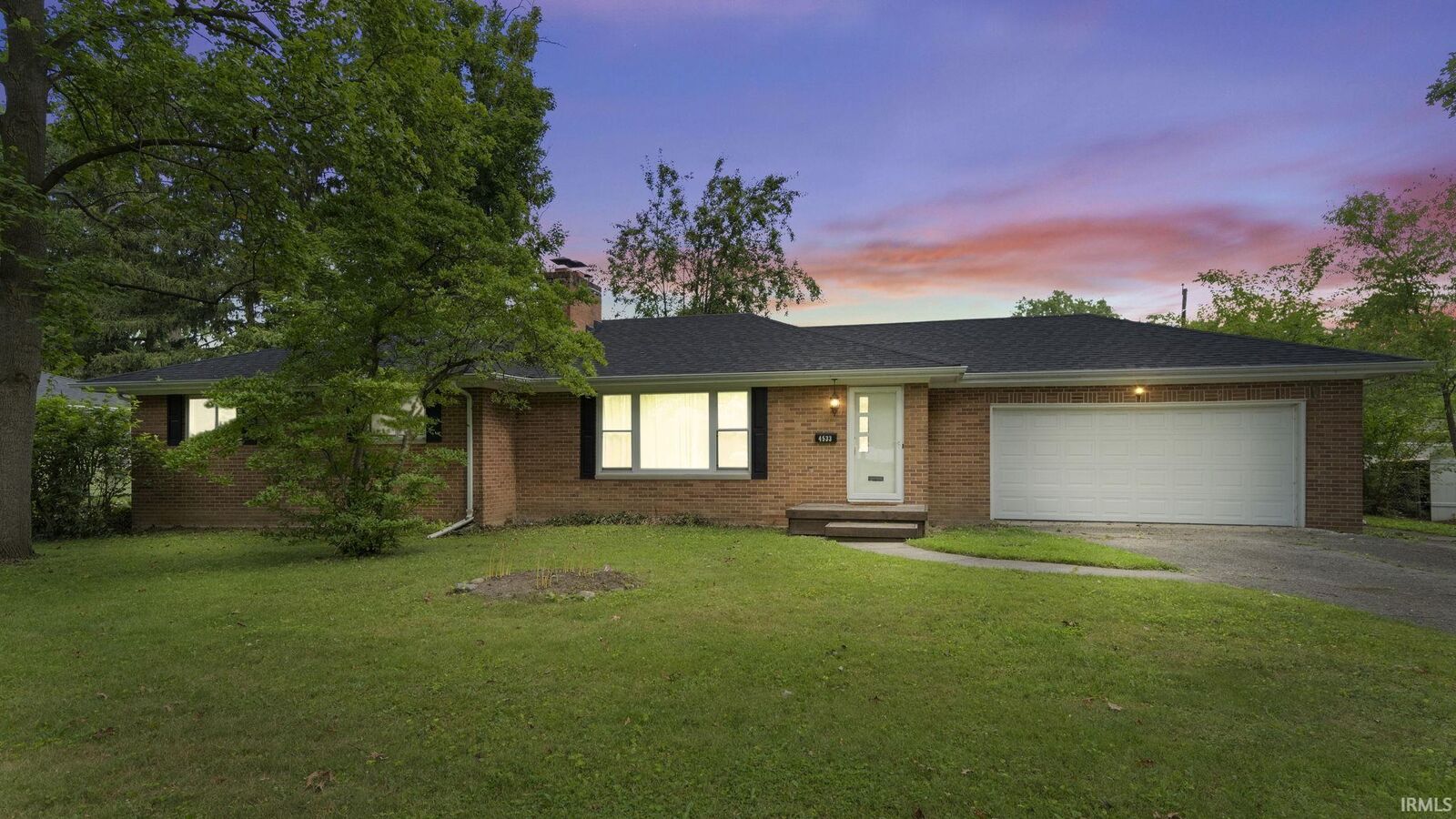 Property Photo: 4533 Trierwood Park Drive IN 46815-6053