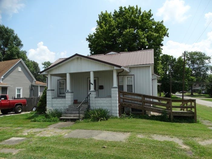 Property Photo:  111 N Jackson Street  IN 47660 