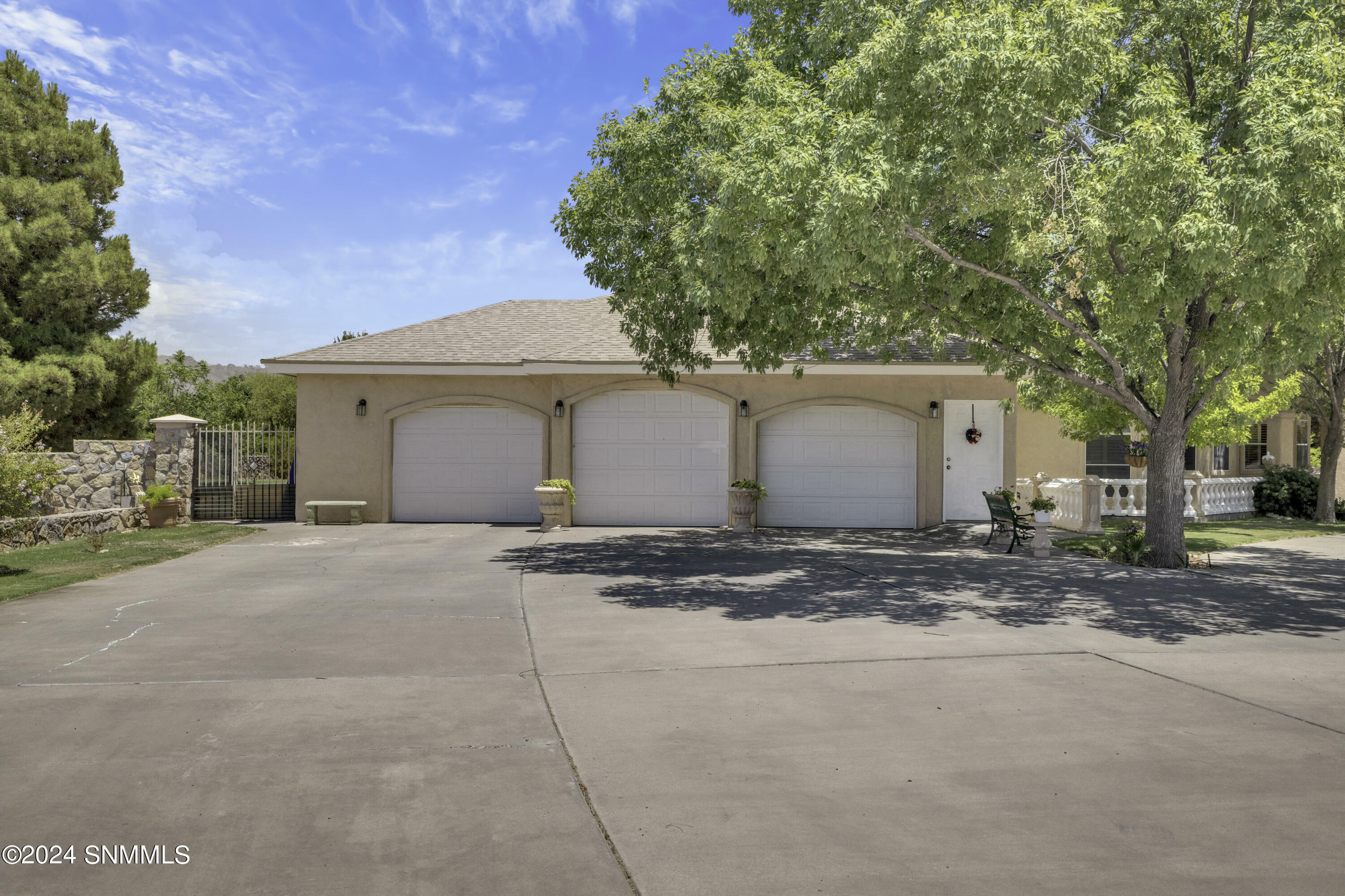 Property Photo:  100 Winners Circle Circle  NM 88008 