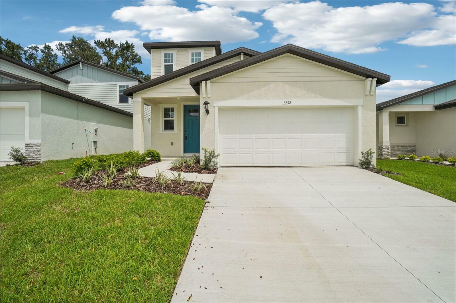 Property Photo: 3812 Radiant Mountain Drive FL 33565