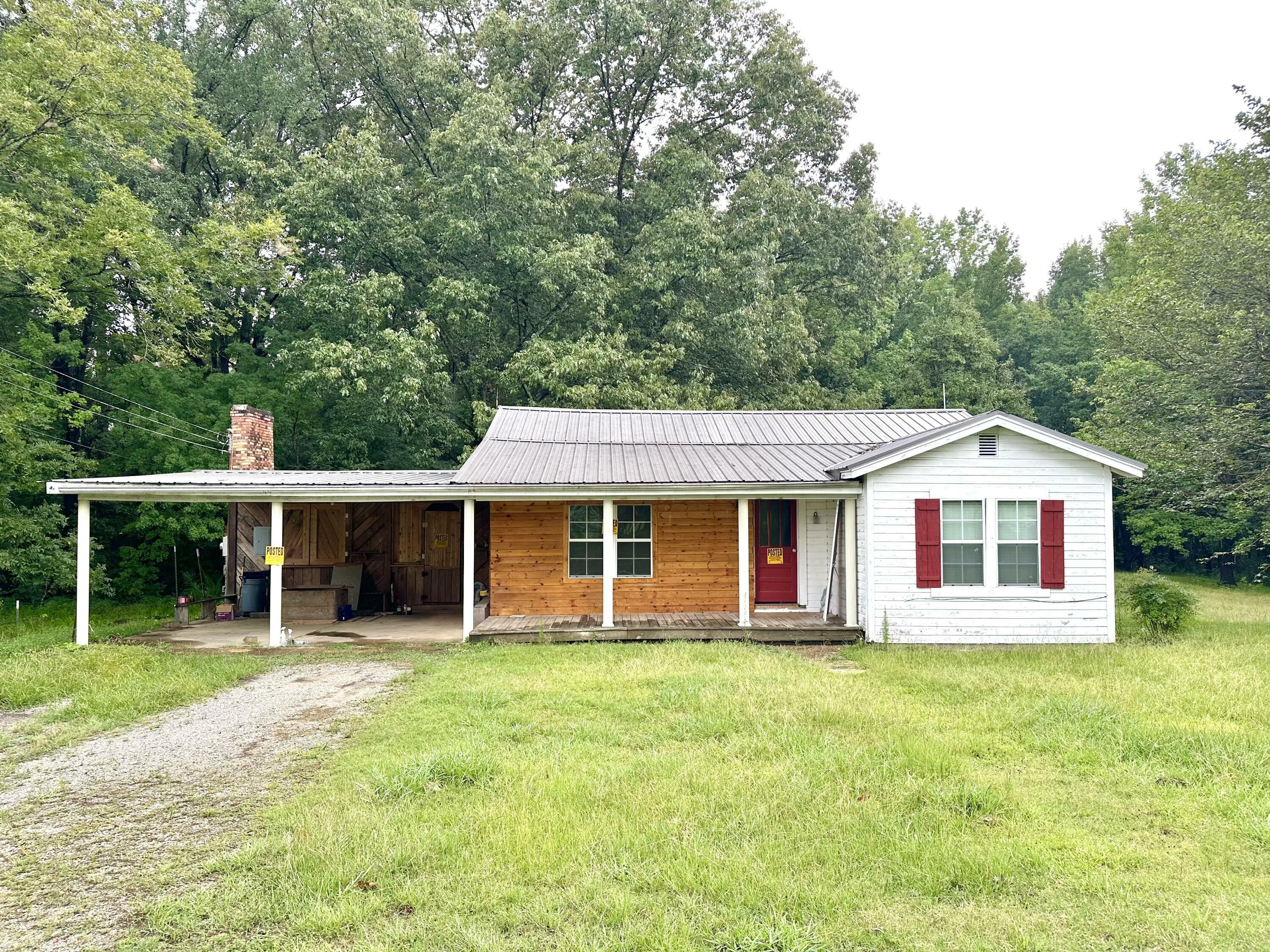 Property Photo:  405 County Road 5091  MS 38829 