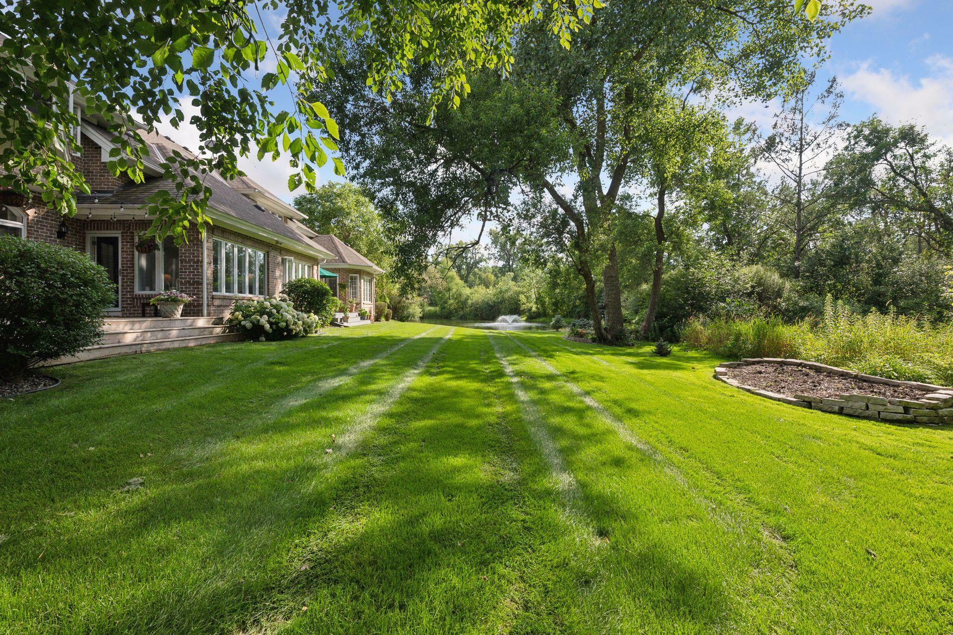 Property Photo:  365 Lake Street W  MN 55391 