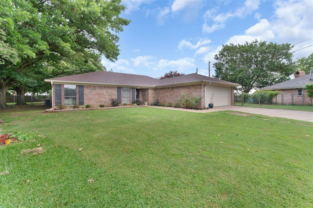 Property Photo:  100 Hollie Circle  TX 75482 