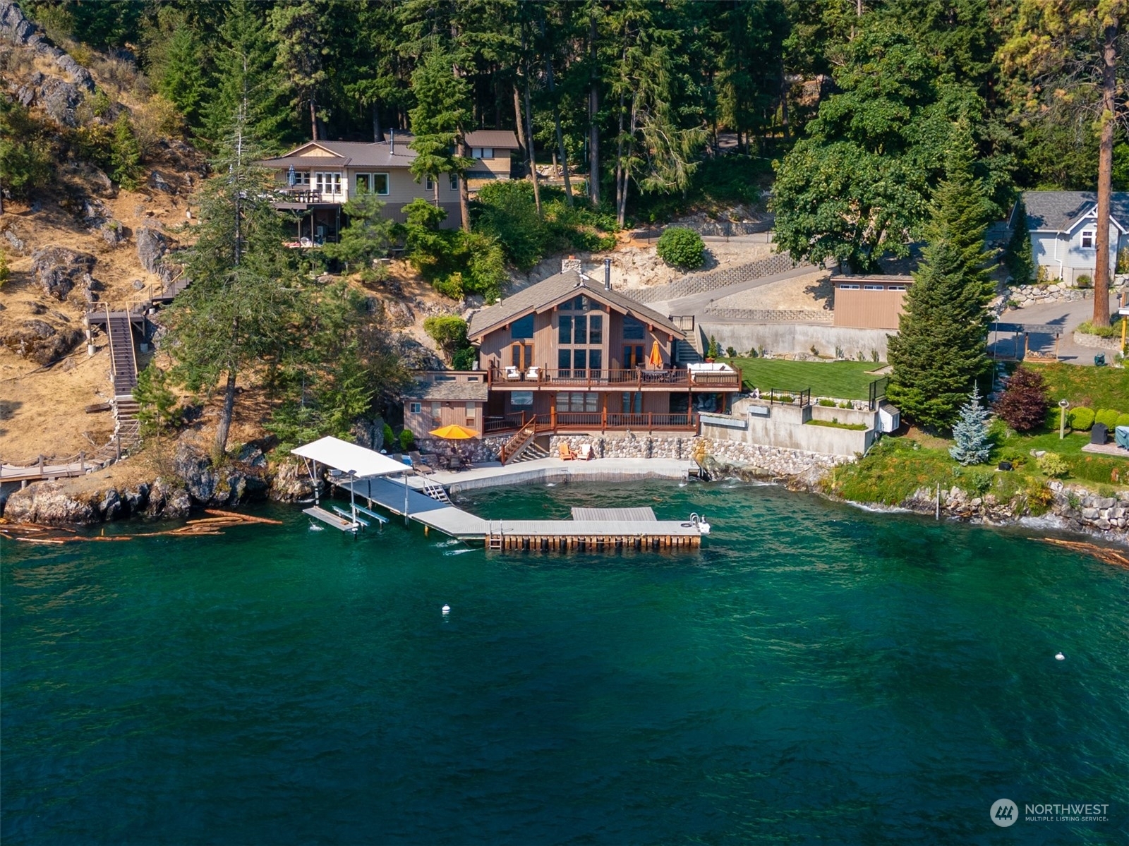 Property Photo:  16518 S Lakeshore Road  WA 98816 