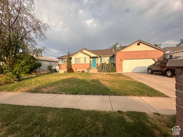 Property Photo:  1476 Evalin Cir  UT 84075 