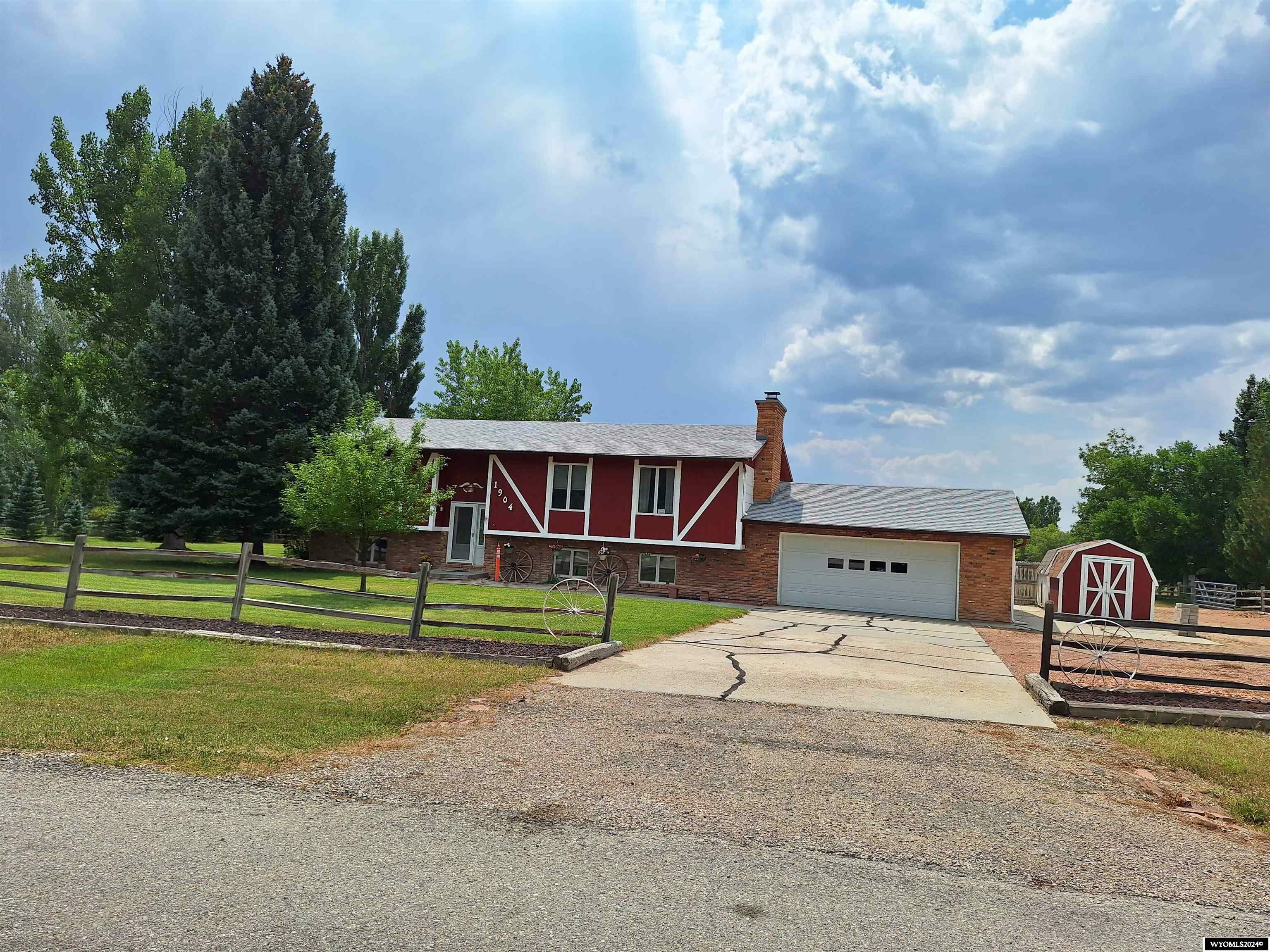 Property Photo:  1904 Willow Creek Road Road  WY 82604 