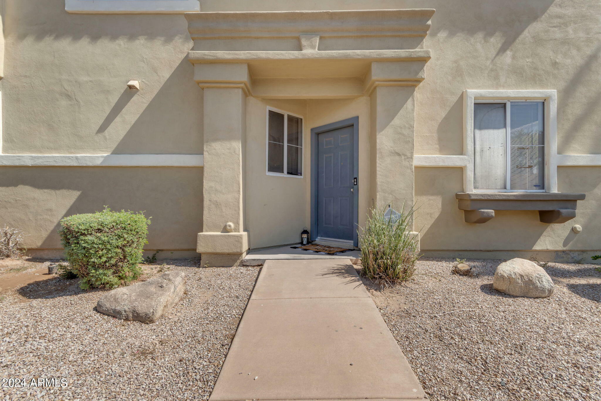 Property Photo:  630 E Mariposa Place  AZ 85225 