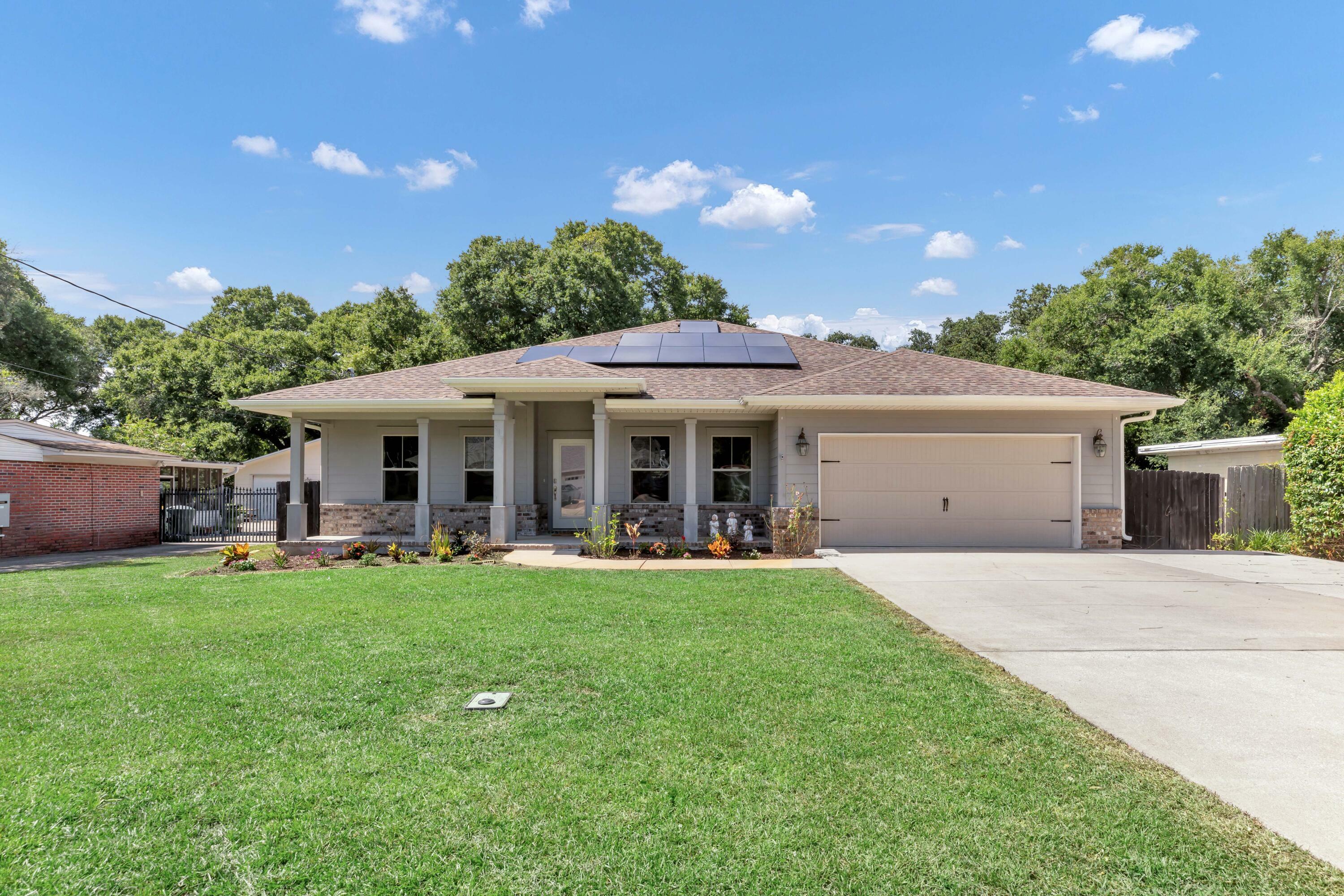 Property Photo:  317 NE Gardner Drive  FL 32548 