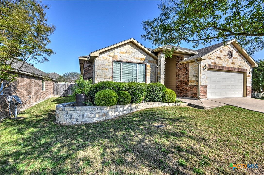 Property Photo:  6017 Fair Hill Drive  TX 76502 