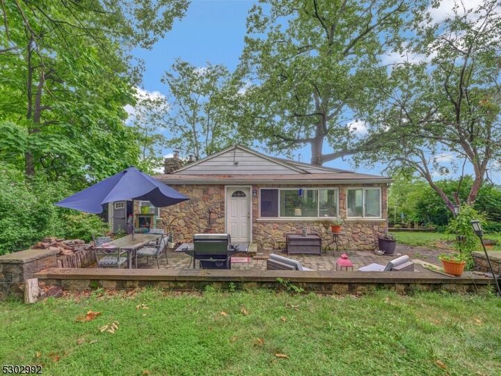21 Sunrise Rd  Boonton Twp. NJ 07005 photo