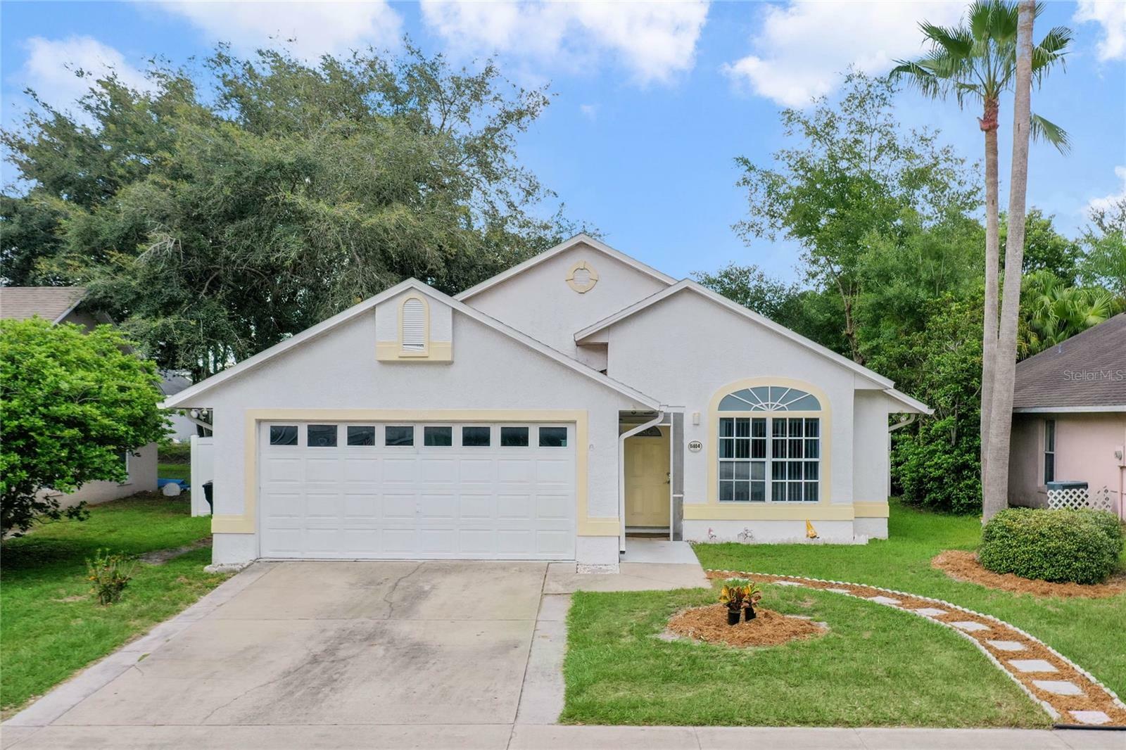 Property Photo:  11404 Kenley Circle  FL 32824 