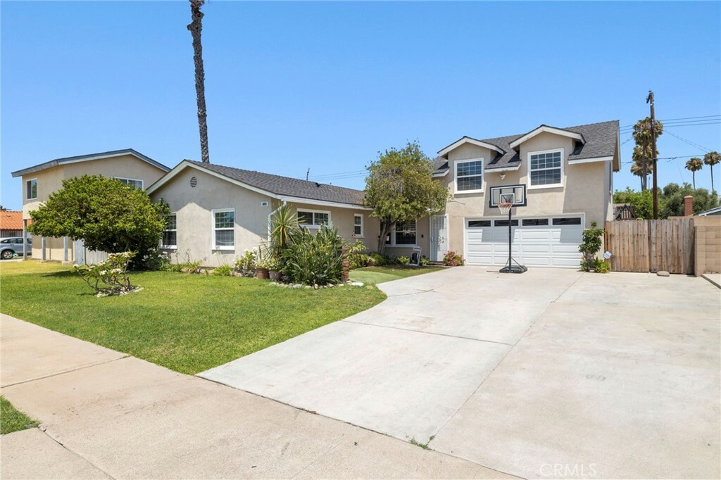 Property Photo:  3803 E Palm Avenue  CA 92869 