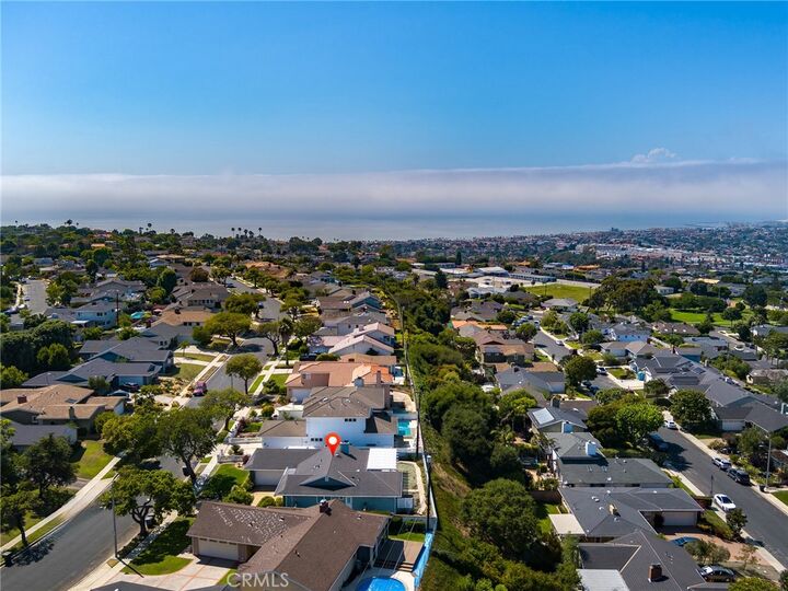 Property Photo: 5013 Paseo De Pablo CA 90505