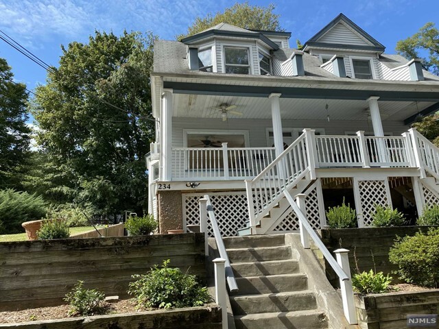 Property Photo:  234 West Shore Road  NJ 07640 