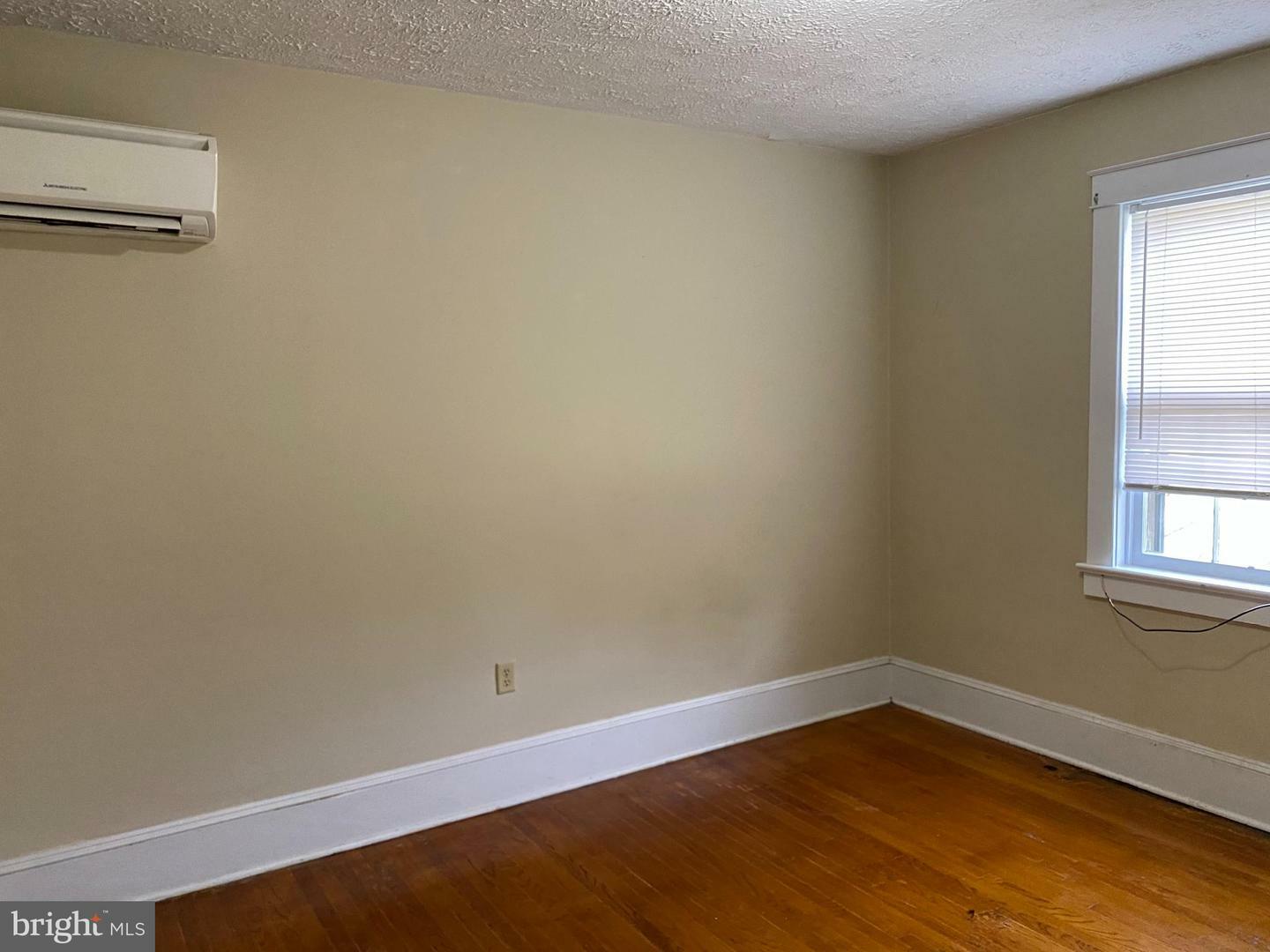 Property Photo:  208 W Boscawen Street 12  VA 22601 