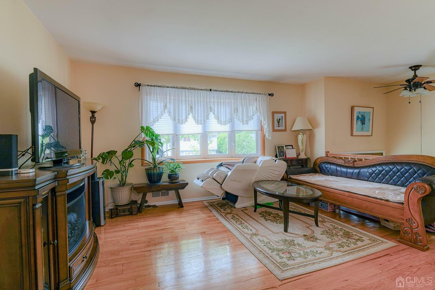 Property Photo:  11 Grand Avenue  NJ 08882 