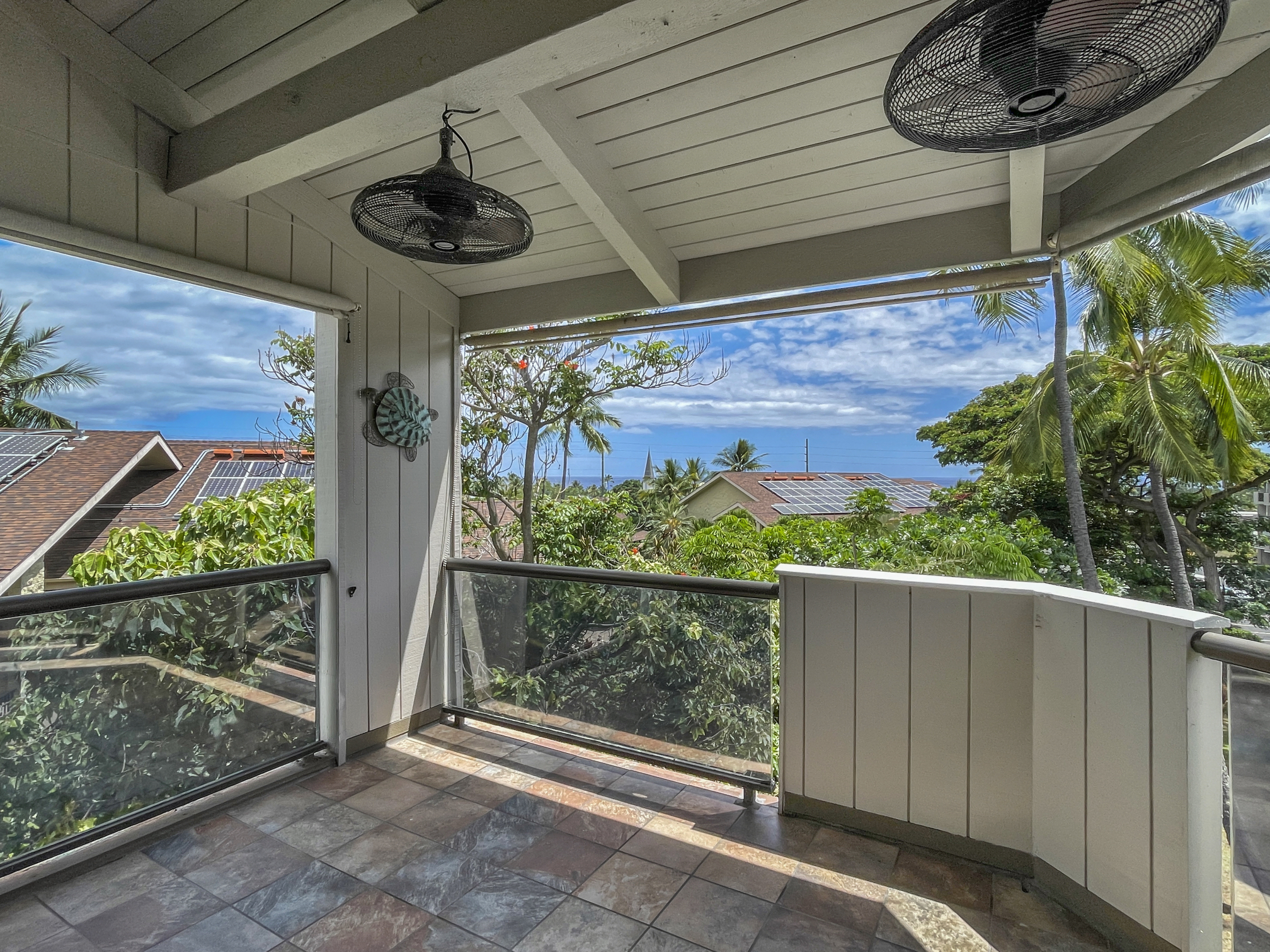 Property Photo: 75-5669 Kuakini Highway 4306 HI 96740