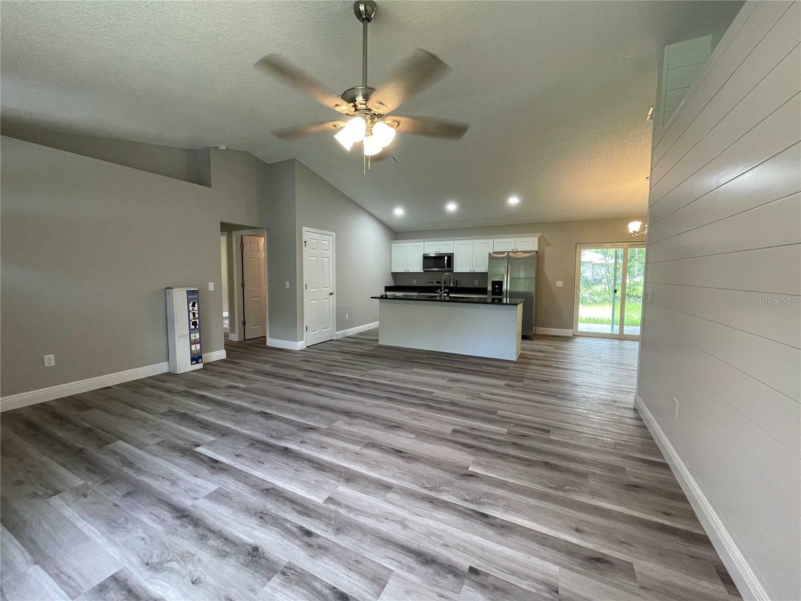 Property Photo:  7906 N Pitcairn Way  FL 34434 