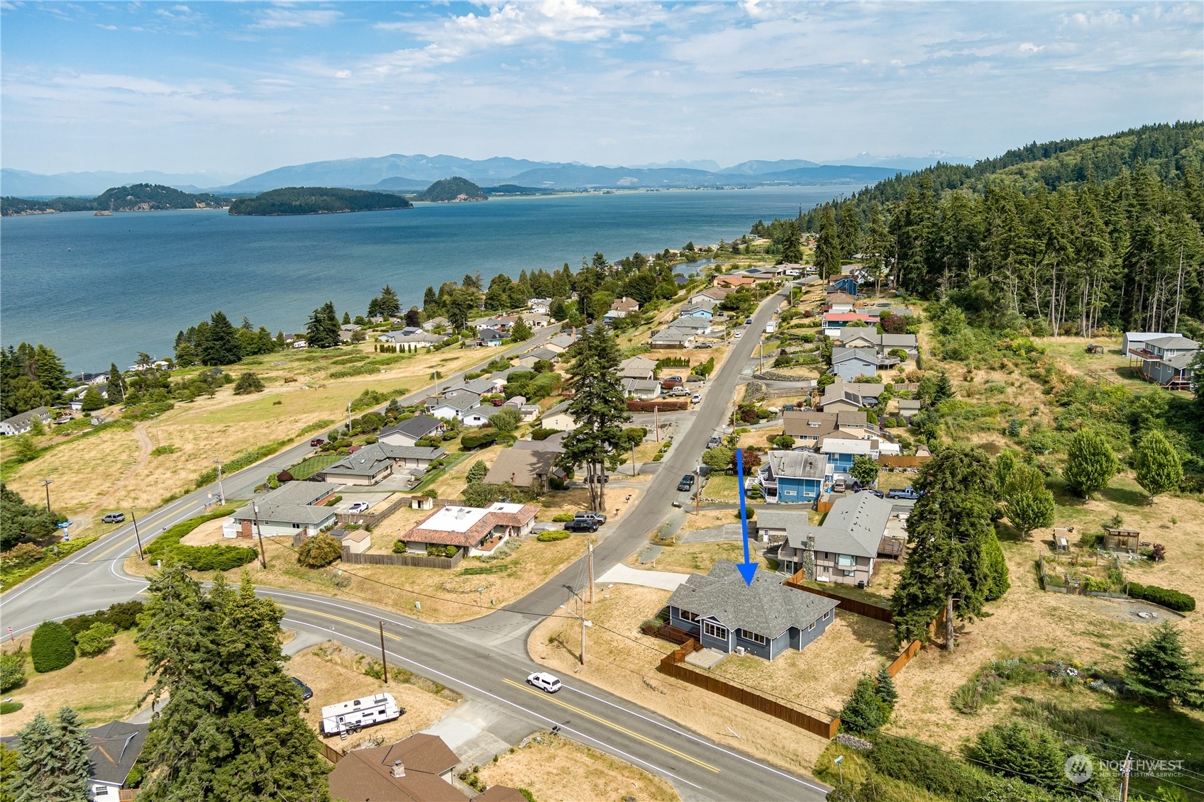 Property Photo:  516  Birch Street  WA 98277 