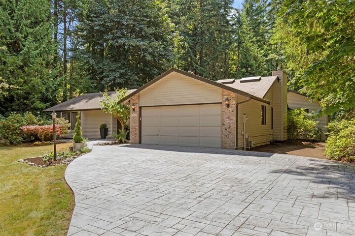 Property Photo: 11711 17th Avenue Ct NW WA 98332