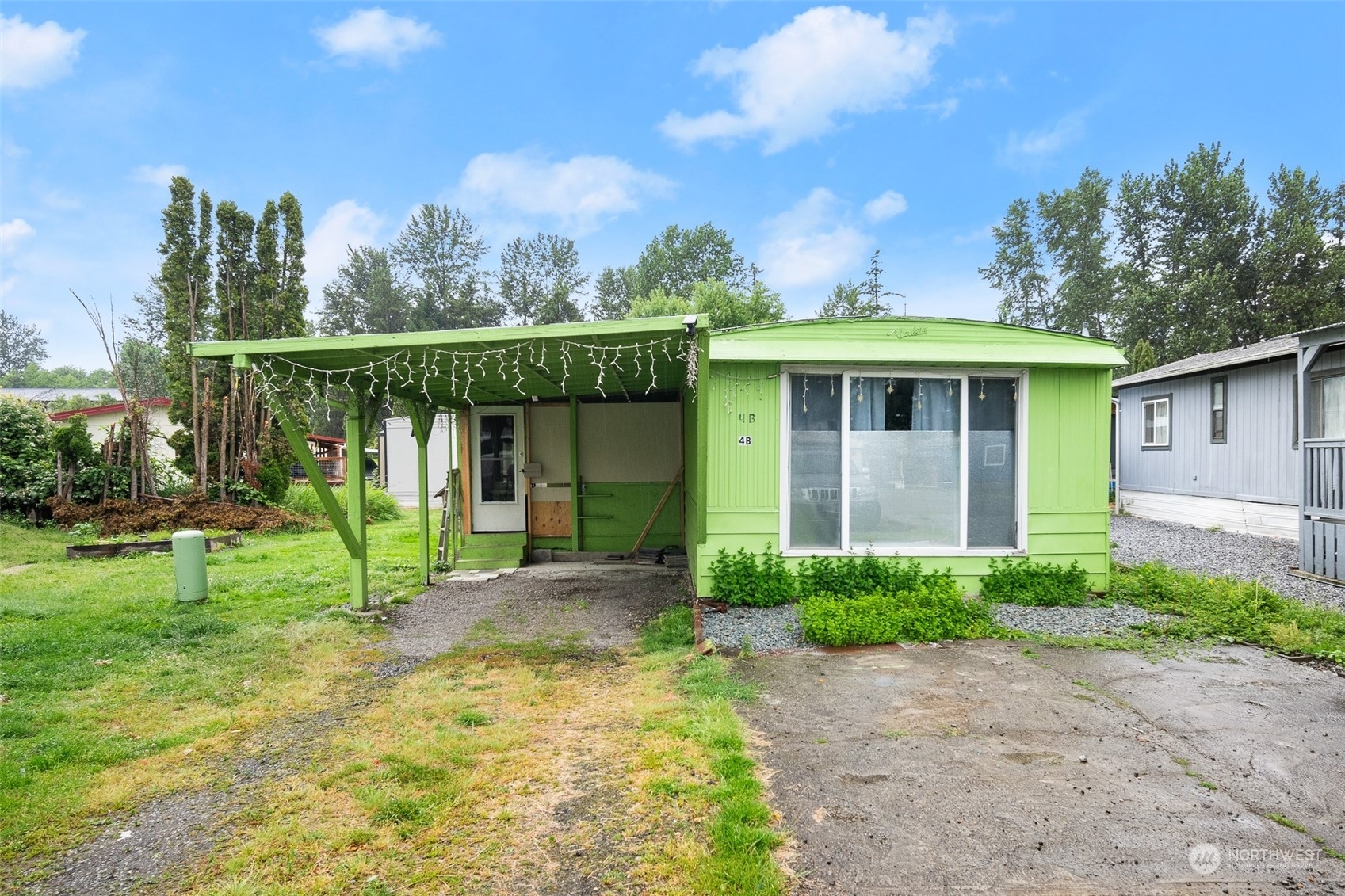 Property Photo:  4015 Eliza Avenue 4B  WA 98226 