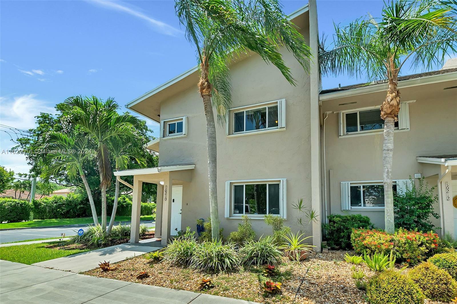 Property Photo:  16210 SW 92nd Ave 19  FL 33157 