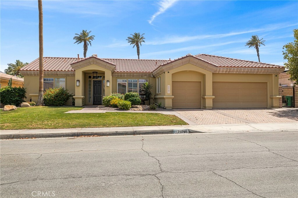 Property Photo:  74785 Waring Court  CA 92260 