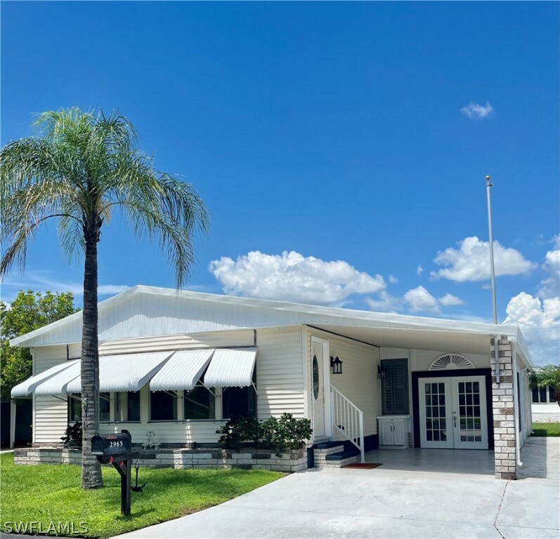 Property Photo:  2965 Longview Lane  FL 33917 