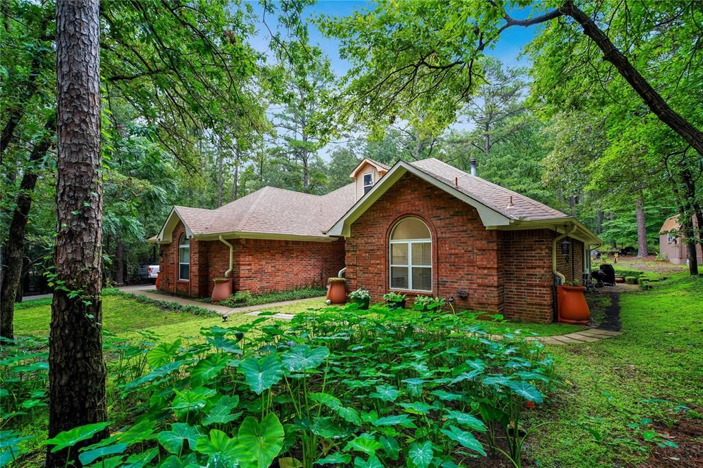 Property Photo:  370 Clear Water Trail  TX 75765 