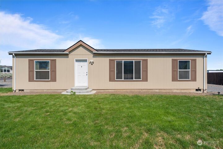 Property Photo:  515 SW Tyler Place SW  WA 99349 