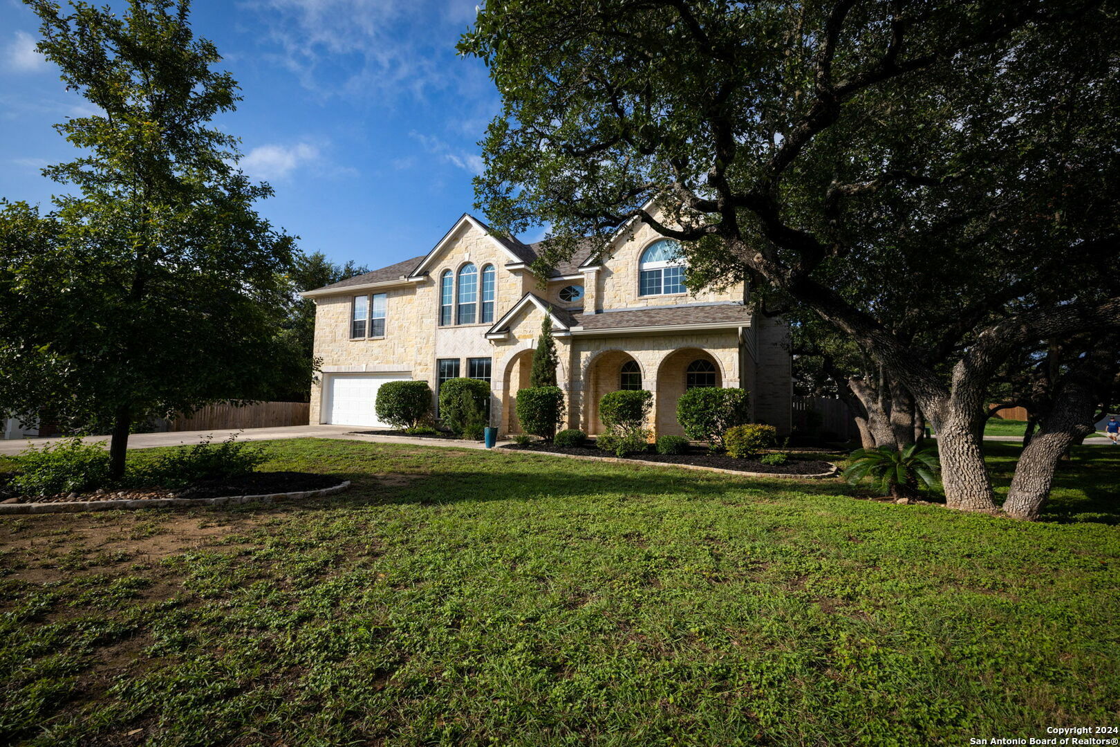 Property Photo:  1004 Steubing Oaks  TX 78258 