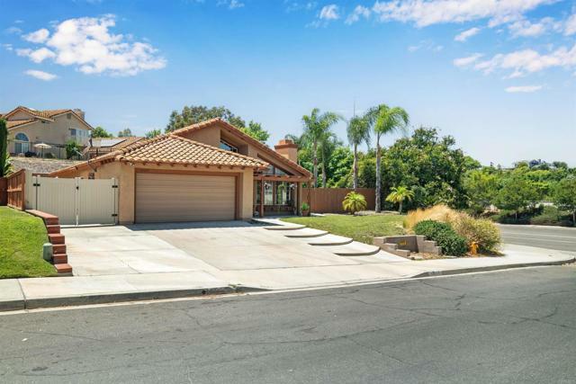 Property Photo:  25029 Parkcrest Drive  CA 92562 