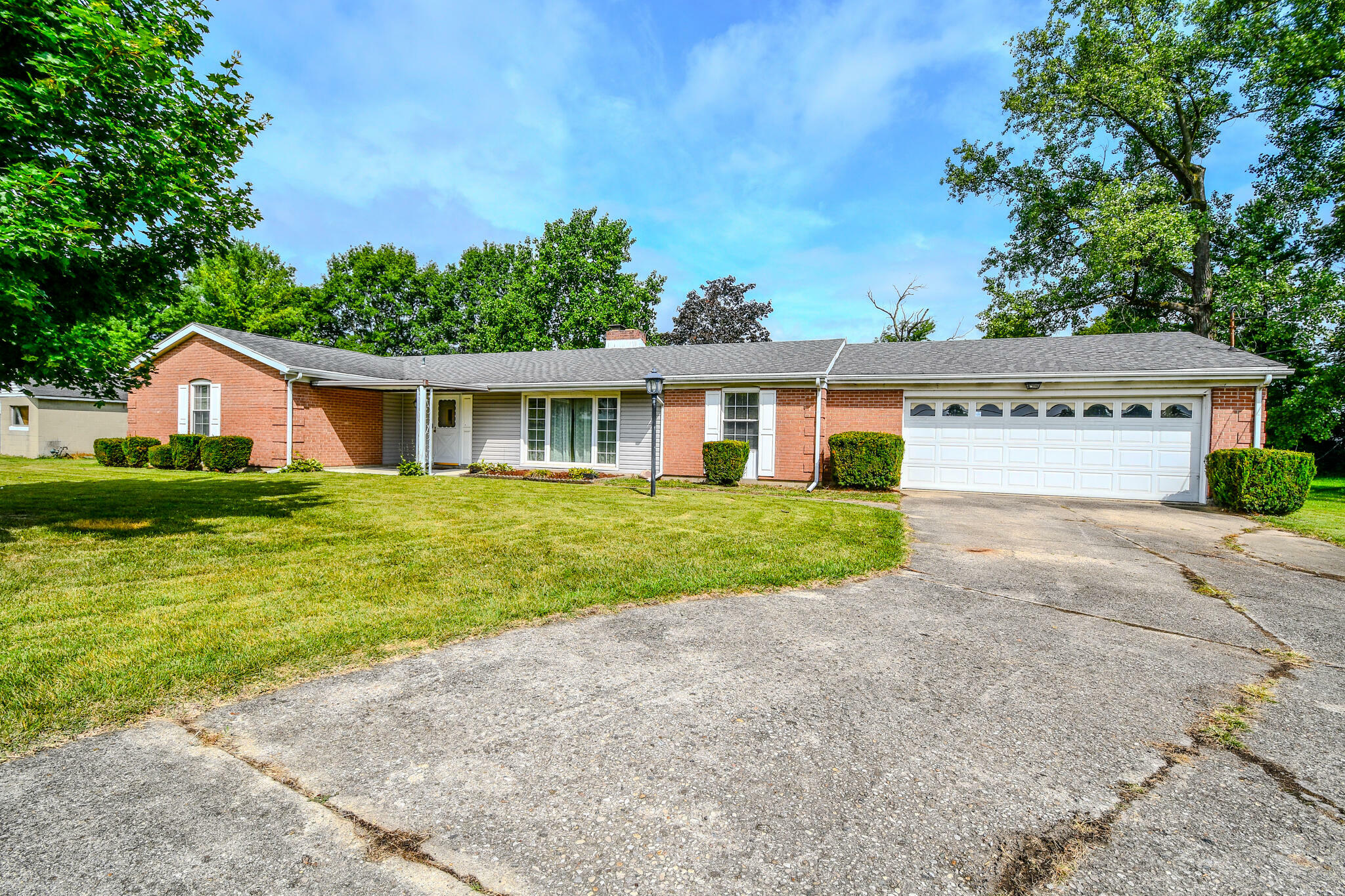 Property Photo:  3810 Dayton Springfield Road  OH 45502 