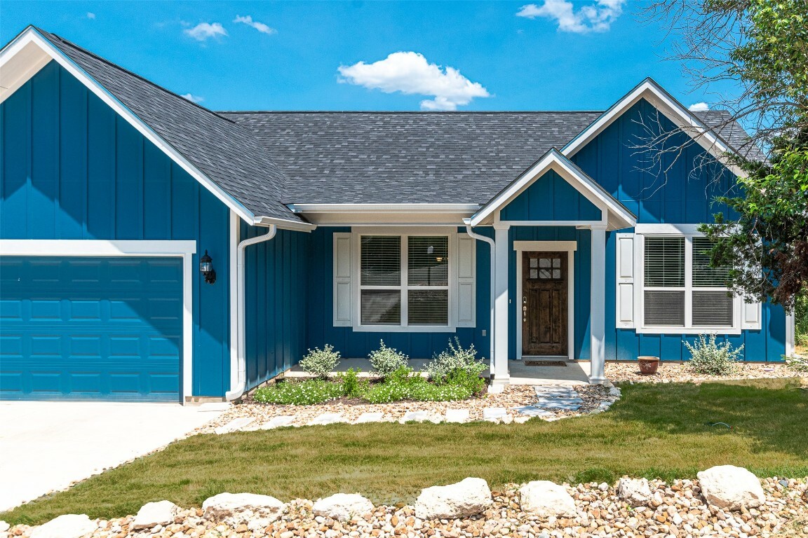 Property Photo: 18306 Roundrock Road TX 78645