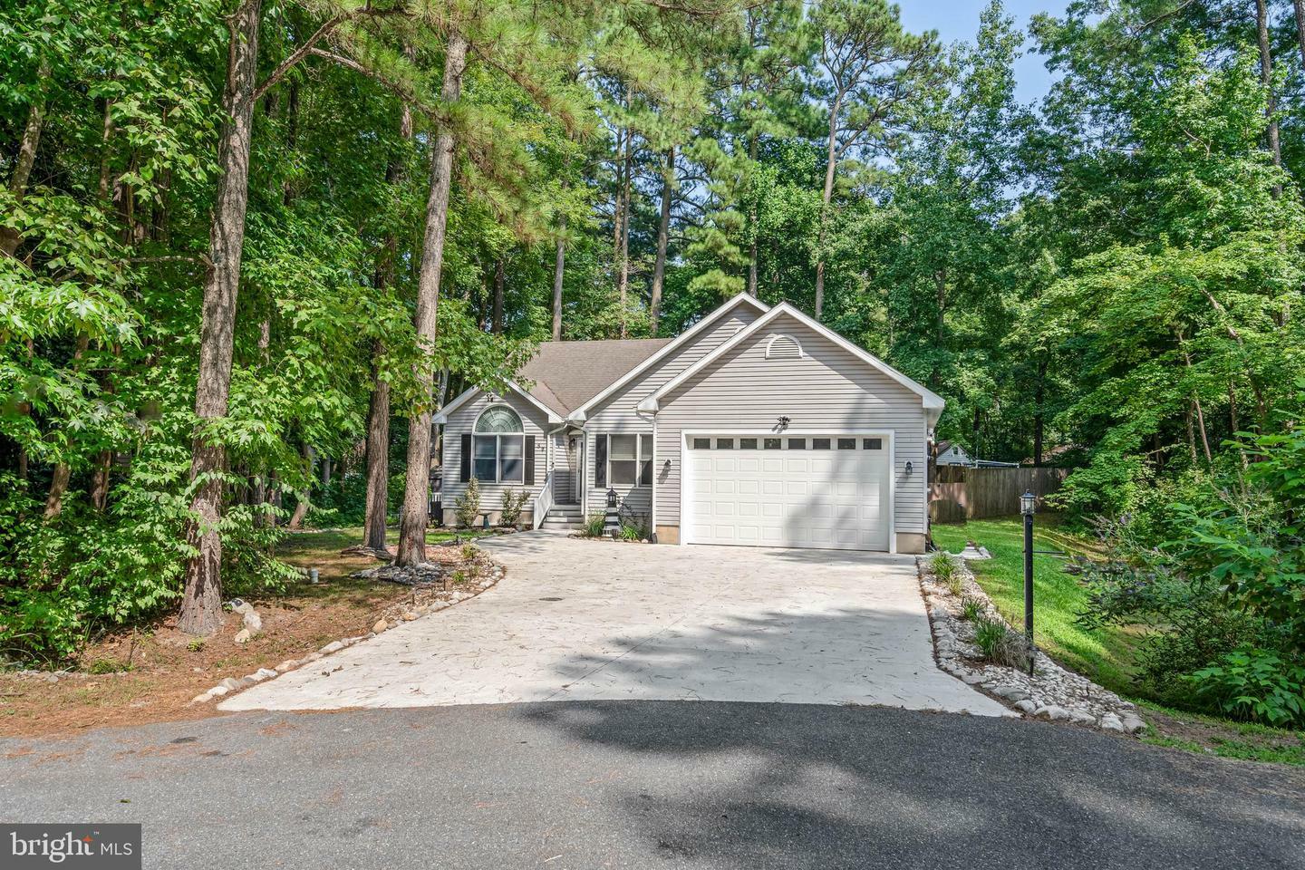 Property Photo:  89 Cresthaven Drive  MD 21811 