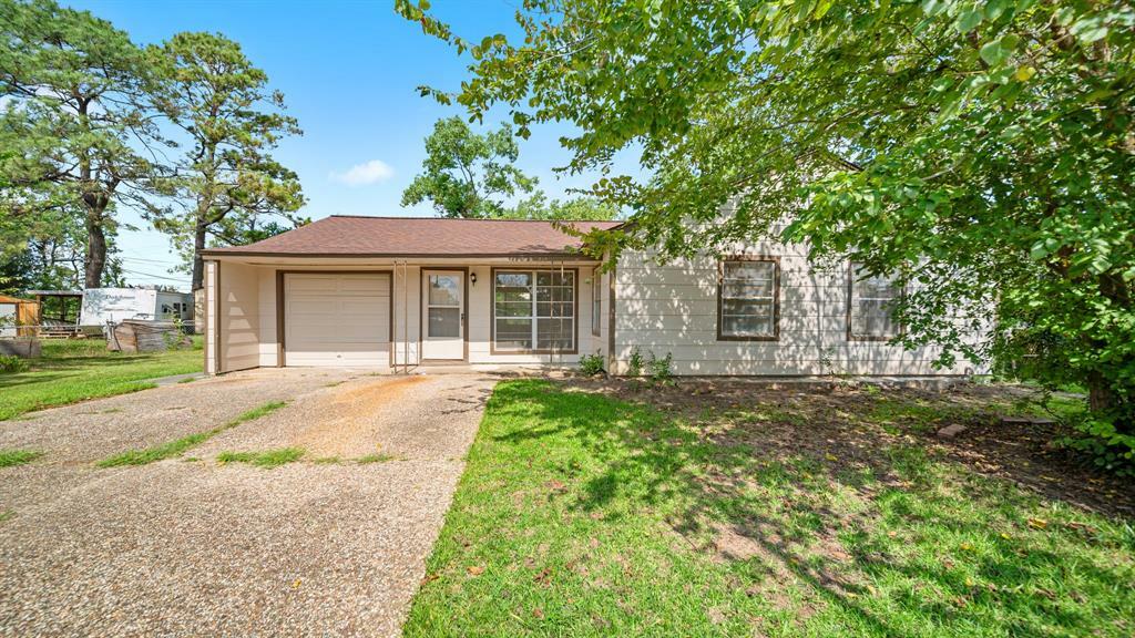 Property Photo:  6175 Kenilwood Drive  TX 77033 