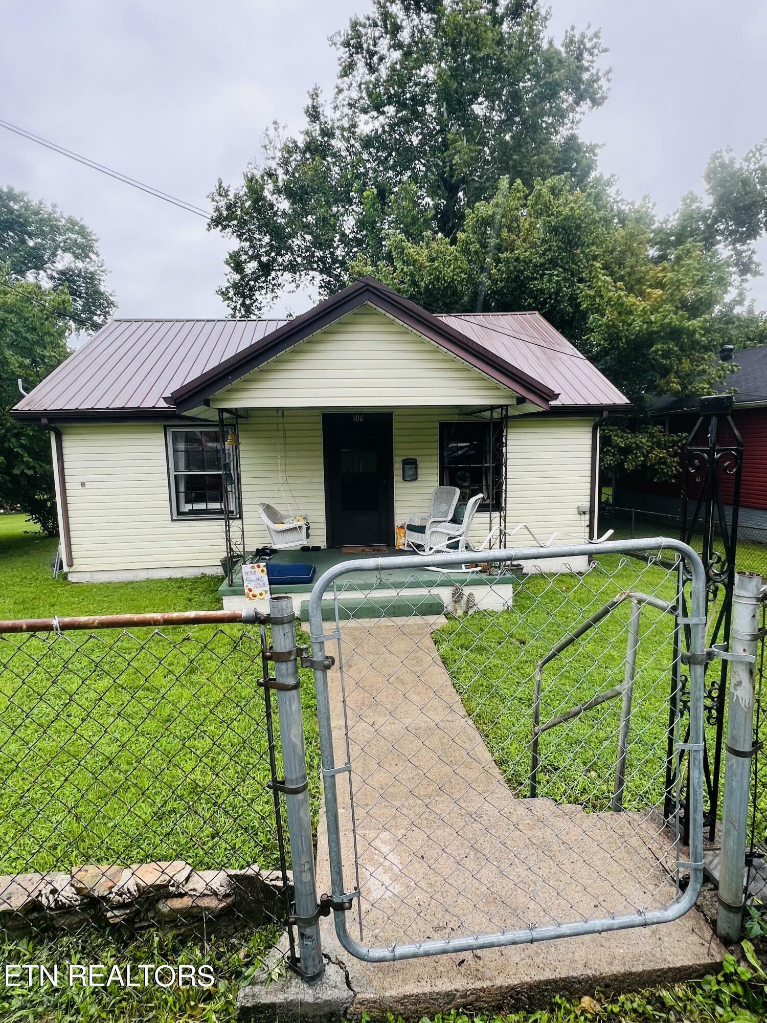 Property Photo:  106 Ellenwood Rd  KY 40965 