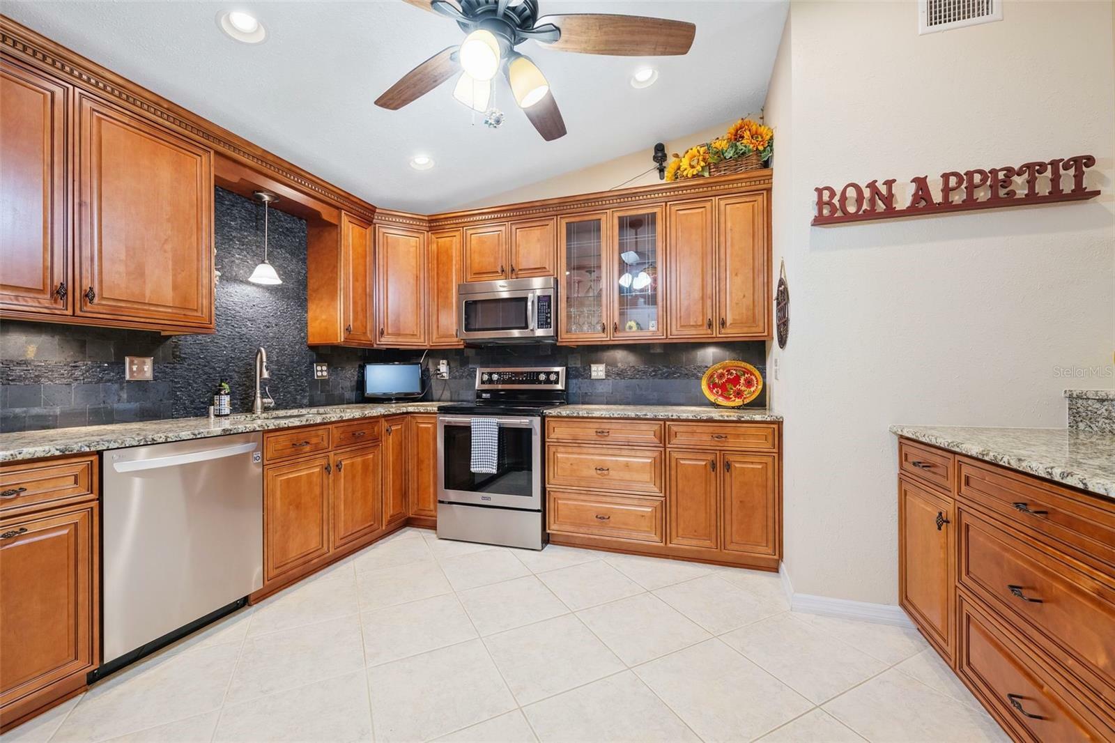 Property Photo:  6309 Heritage Lane 6309  FL 34209 