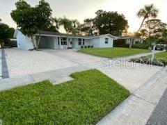 Property Photo:  6418 Colonial Drive  FL 34231 