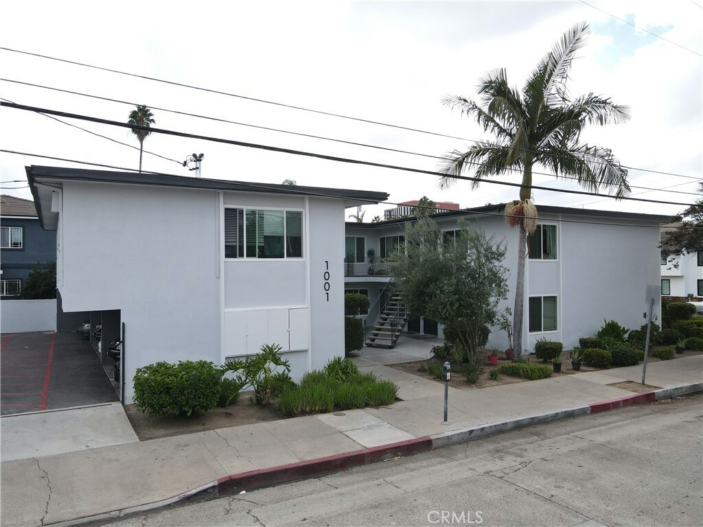 Property Photo:  1001 N Van Ness Avenue  CA 92701 