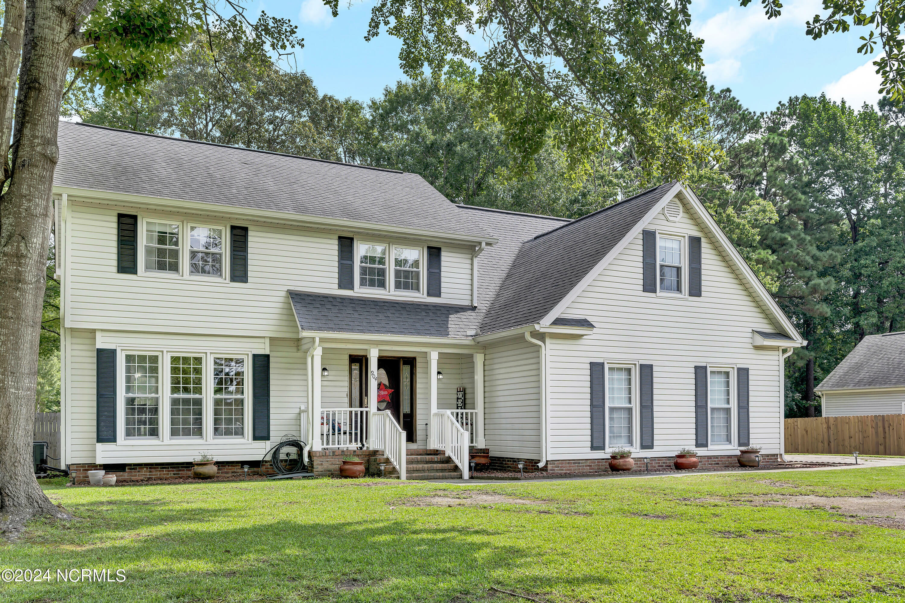Property Photo: 904 Pine Valley Road NC 28546