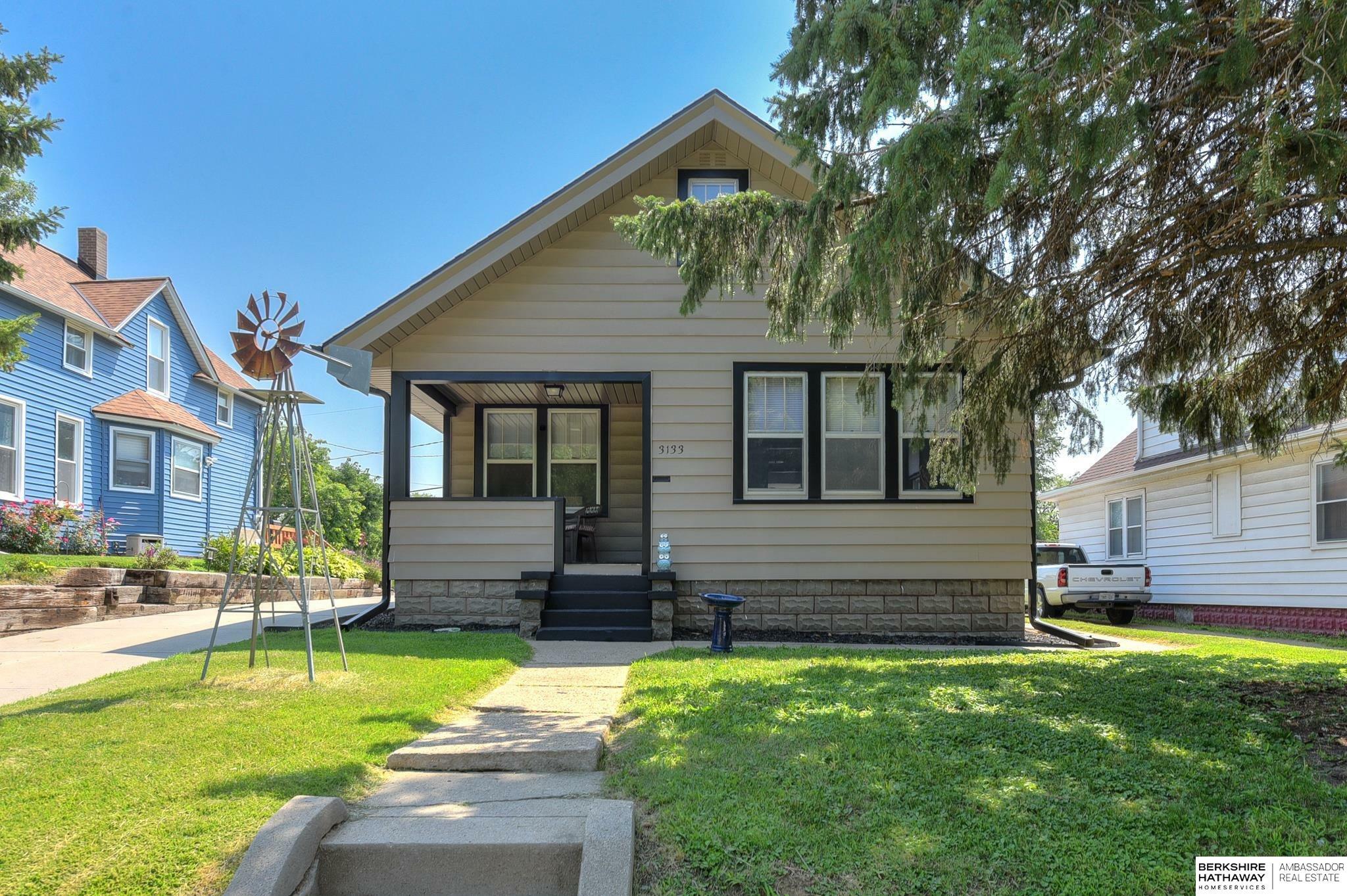 Property Photo:  3133 S 17th Street  NE 68108 