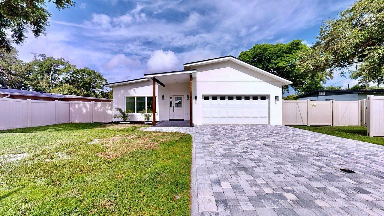 Property Photo:  2121 Fairview Ave Avenue  FL 33803 