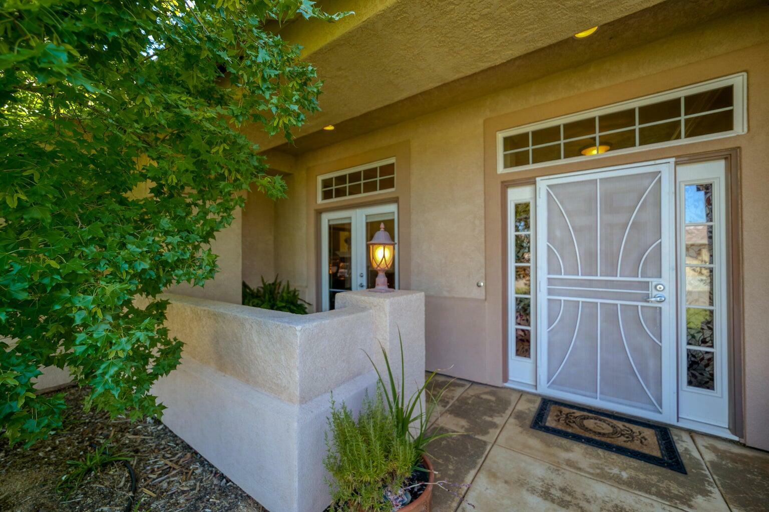 Property Photo:  925 Albion Avenue  CA 96003 