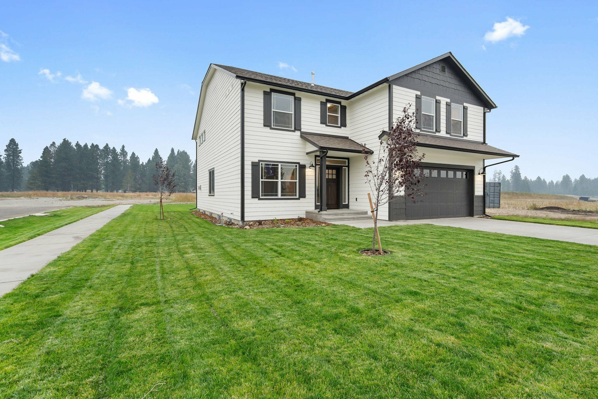 Property Photo:  18815 E Riverside Ct  WA 99016 