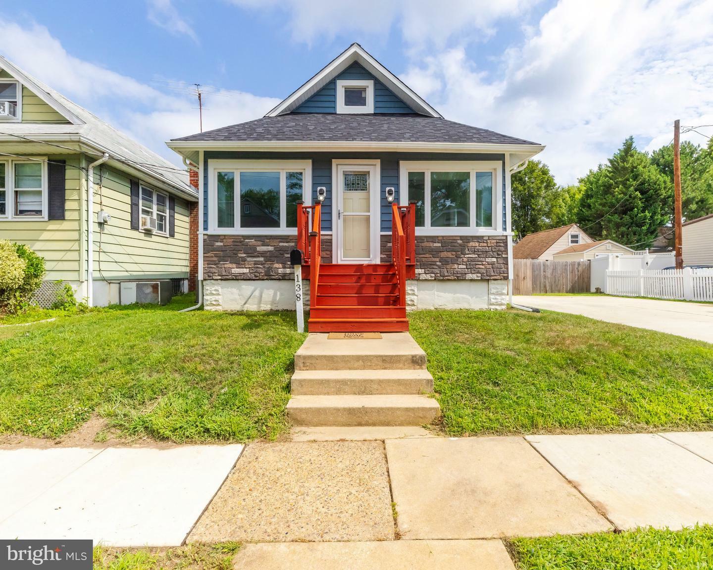 Property Photo:  138 Washington Avenue  NJ 08107 